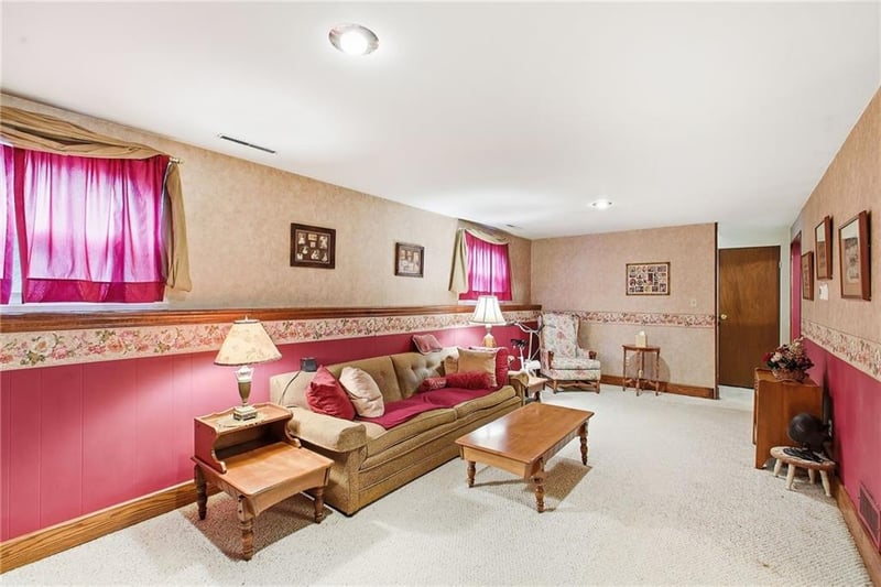 10015 Kessler St, Overland Park, KS 66212