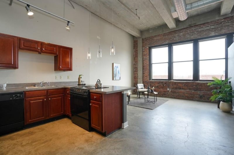 1535 Walnut St #705, Kansas City, MO 64108