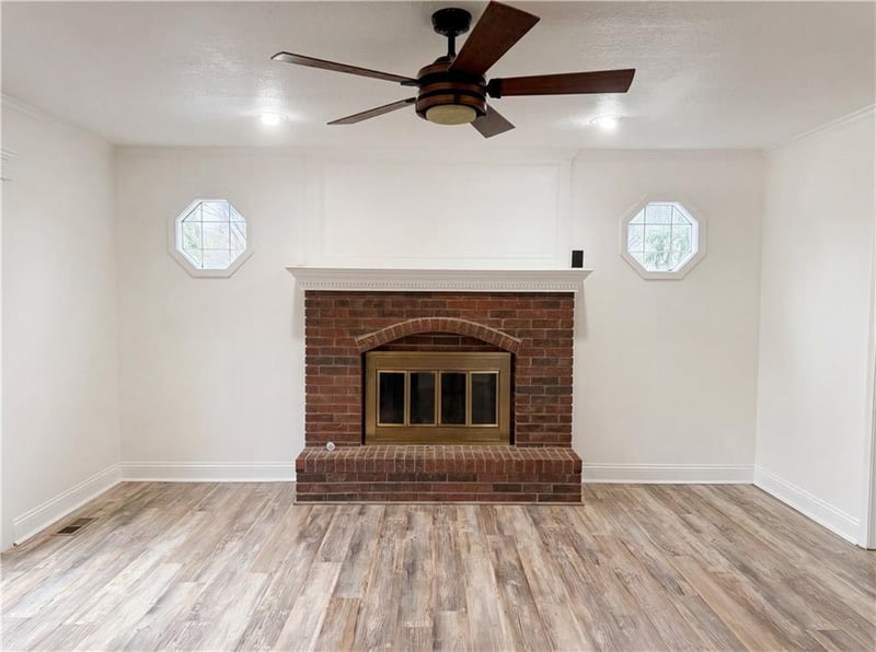 3345 Lake Shore Dr, Blue Springs, MO 64014