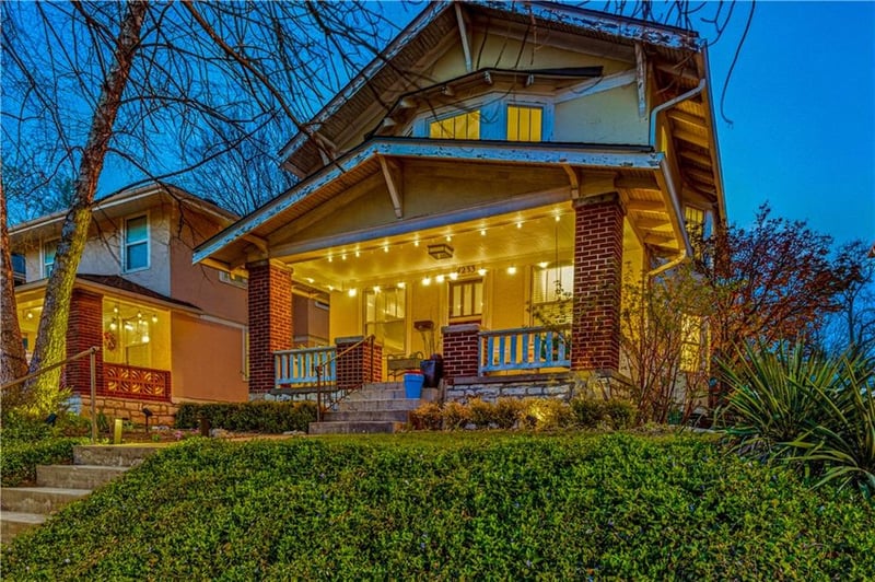 4233 Mercier St, Kansas City, MO 64111