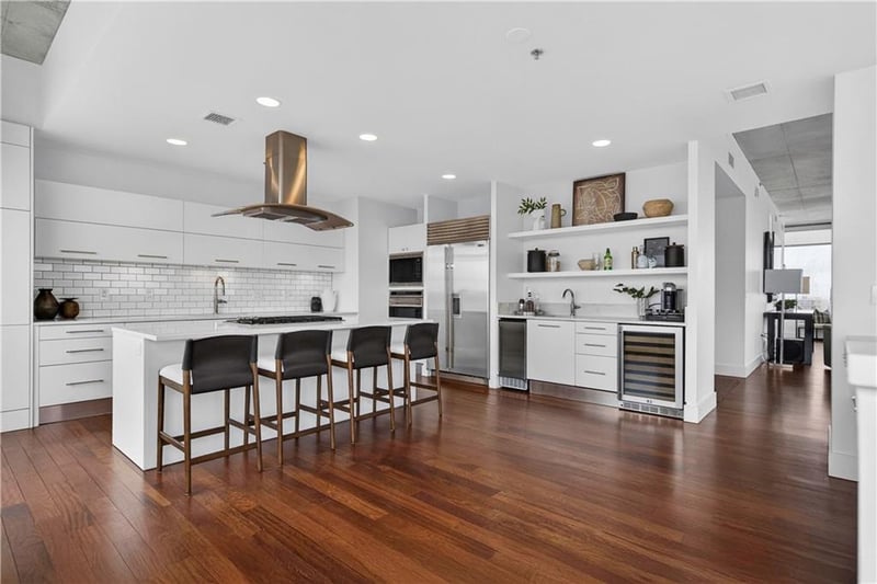 4646 Broadway St #12th Floor, Kansas City, MO 64112