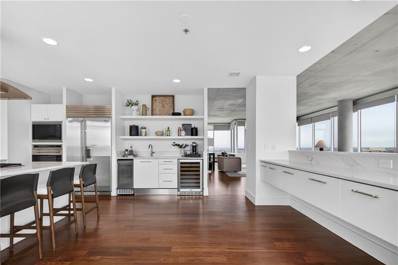 4646 Broadway St #12th Floor, Kansas City, MO 64112