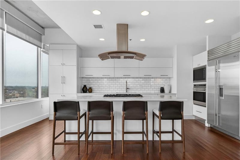 4646 Broadway St #12th Floor, Kansas City, MO 64112