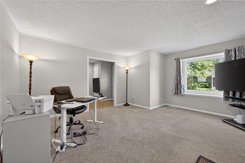 15621 125th Ter, Olathe, KS 66062