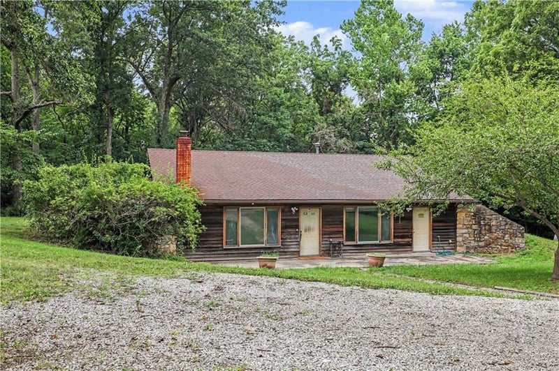 11719 Hunt Rd, Lone Jack, MO 64070