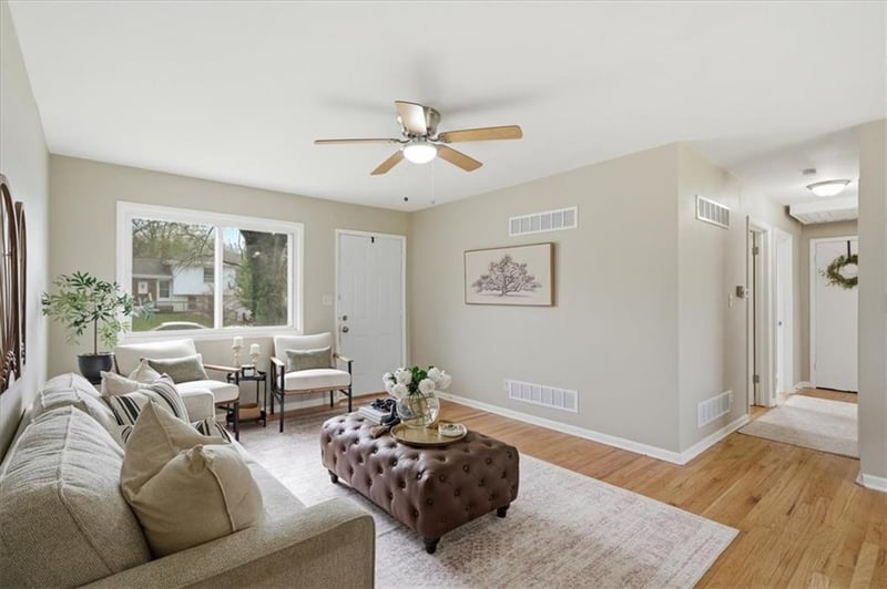 5200 Delaware Ave, Independence, MO 64055