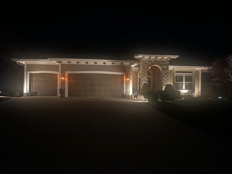 9702 Shady Bend Cir, Lenexa, KS 66227