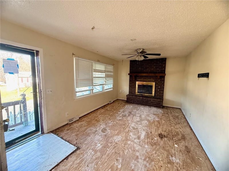 3112 Hampton Rd, St Joseph, MO 64505