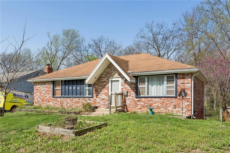 7804 Milrey Dr, Kansas City, MO 64152