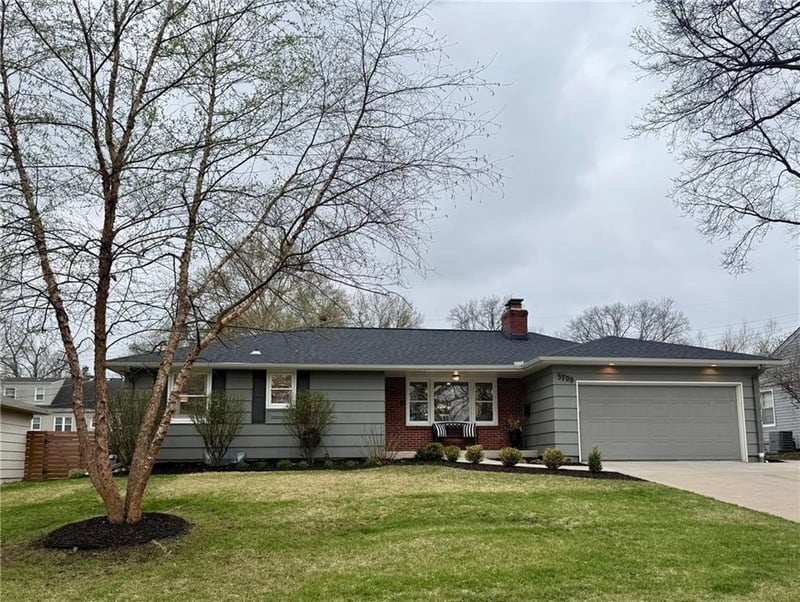 5709 78th St, Prairie Village, KS 66208