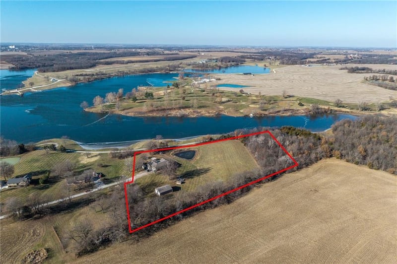 10921 City Lake Dr, Higginsville, MO 64037