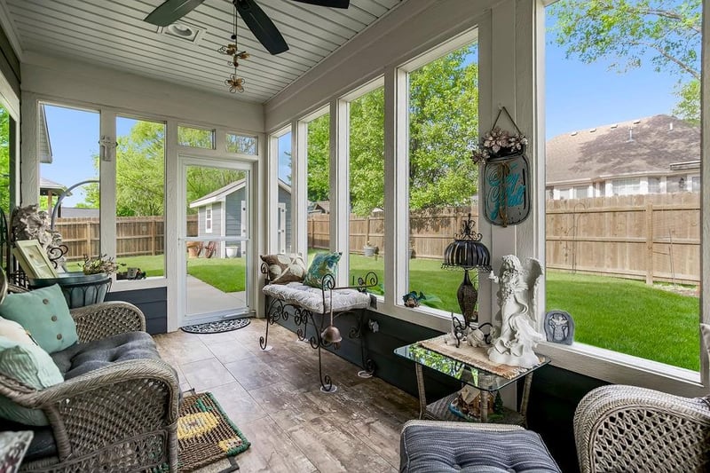 1733 S Chestnut St, Ottawa, KS 66067