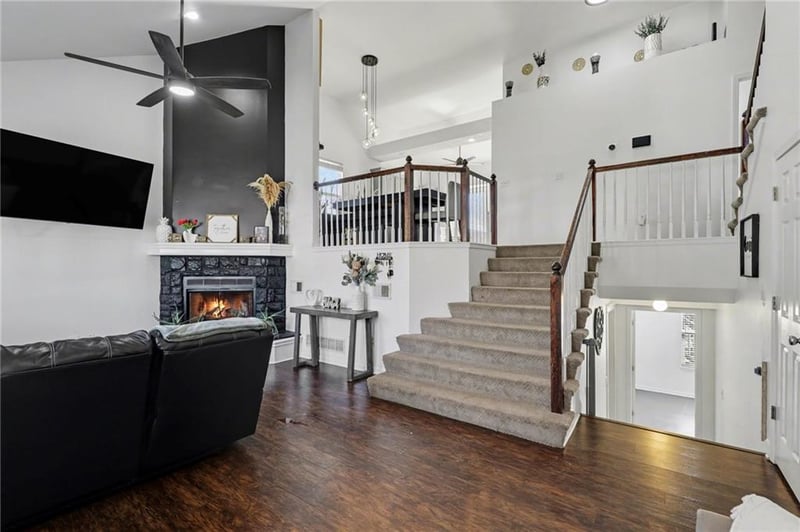 20515 220th Ter, Spring Hill, KS 66083