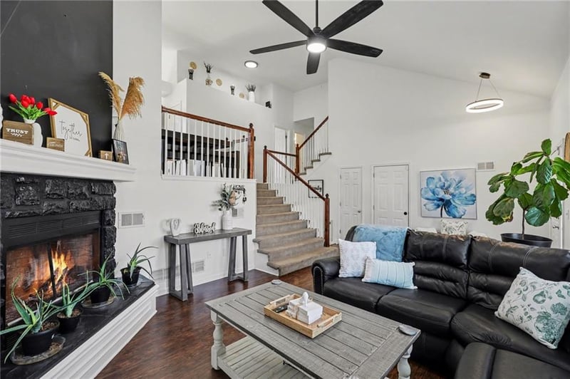 20515 220th Ter, Spring Hill, KS 66083