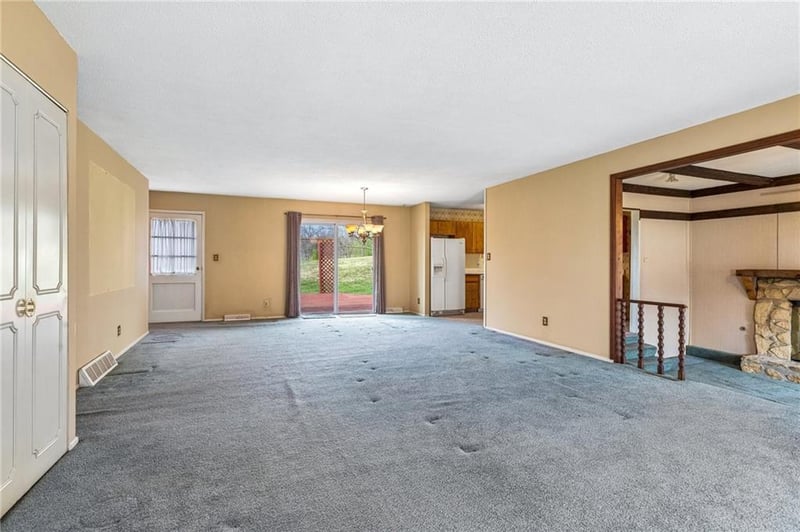 843 Sherrill Ave, Liberty, MO 64068