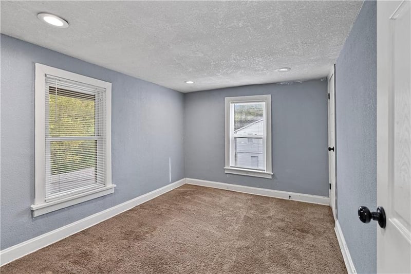 3868 59th St, Kansas City, MO 64130