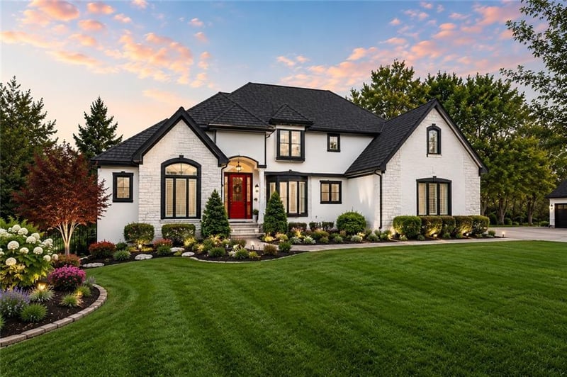 14105 Belinder St, Leawood, KS 66224