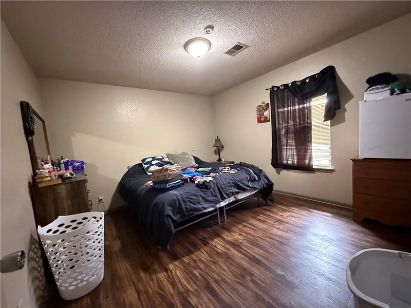 11501 24th St, Independence, MO 64052