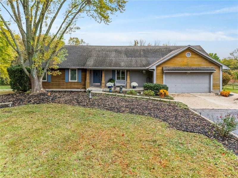 201 177th St, Belton, MO 64012