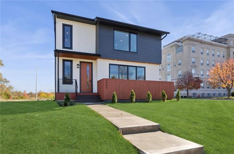 2605 Paseo Blvd, Kansas City, MO 64108