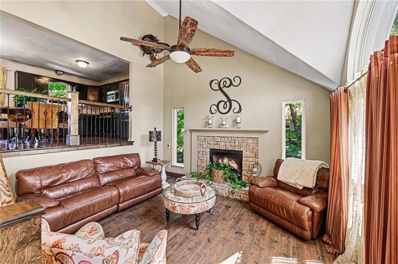8254 112th St, Kansas City, MO 64157