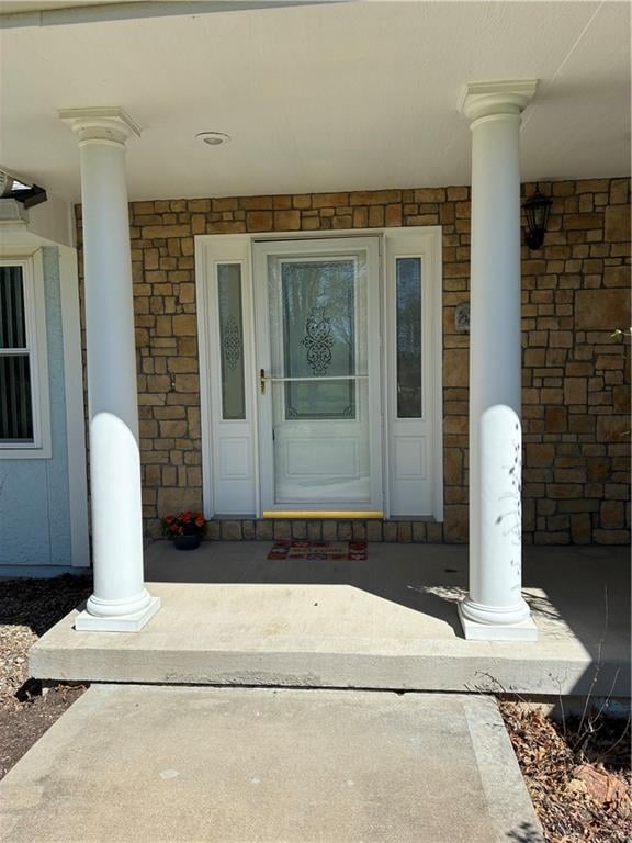 7211 Arnett Rd, Grain Valley, MO 64029