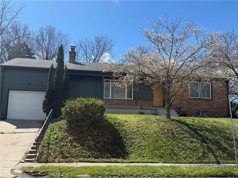 401 59th St, Kansas City, MO 64110