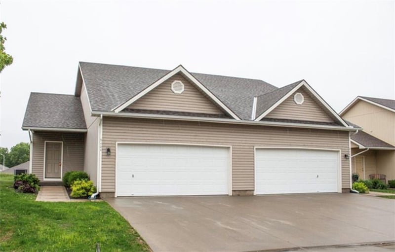 9404 - 9406 Gower Ave, Kansas City, MO 64154