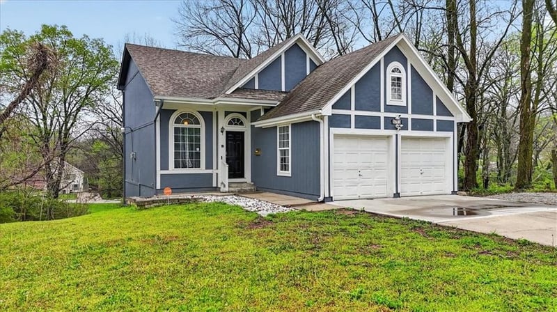 5713 Norton Ave, Kansas City, MO 64130