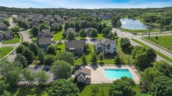 8964 NE 99th Ter, Kansas City, MO 64157