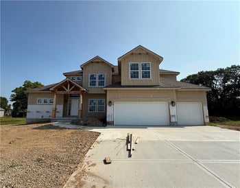 8964 NE 99th Ter, Kansas City, MO 64157