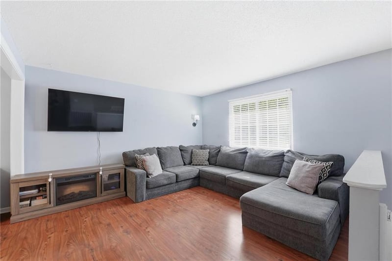 305 Franklin St, Spring Hill, KS 66083