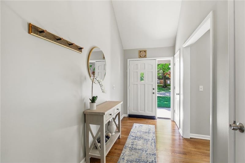 2110 120th St, Leawood, KS 66209