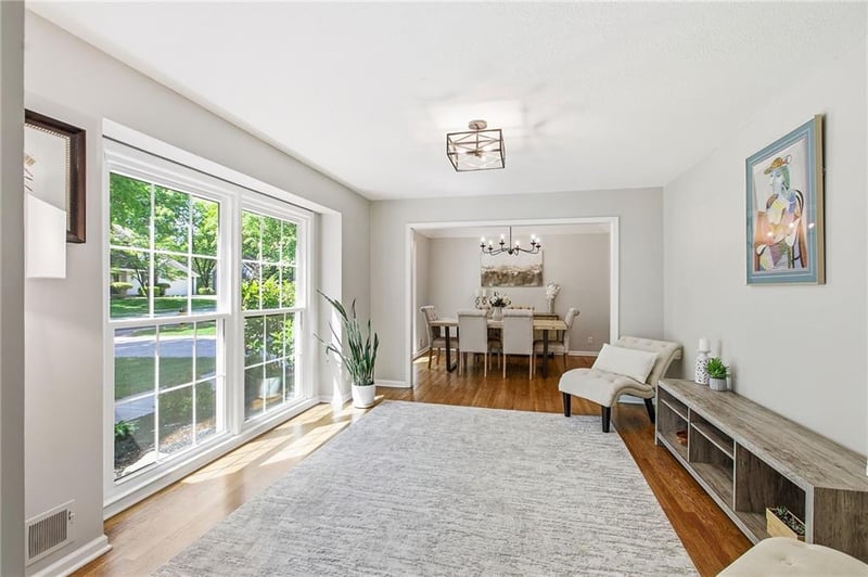 2110 120th St, Leawood, KS 66209