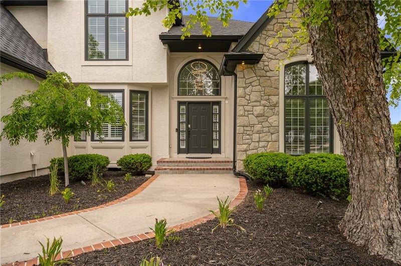 13000 W 128th St, Overland Park, KS 66213