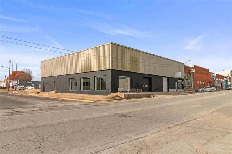 225 2nd St, Odessa, MO 64076