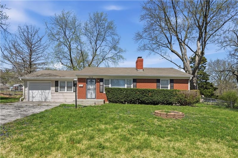 9412 70th Ter, Raytown, MO 64133