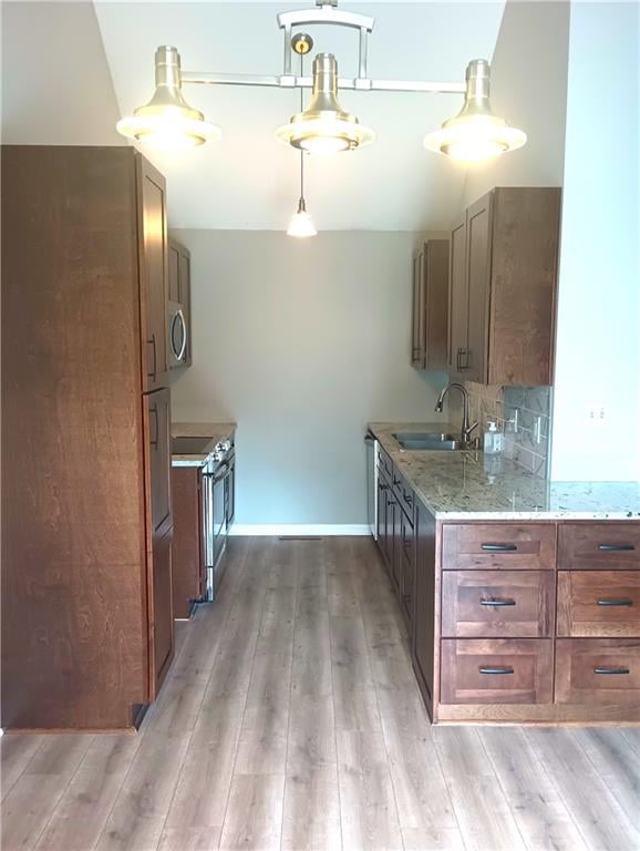 12209 79th Ter, Lenexa, KS 66215