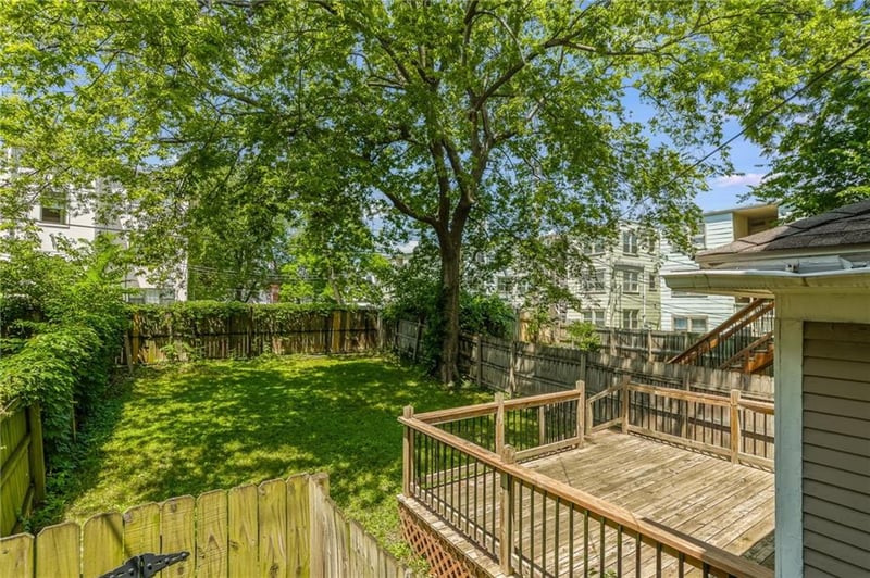 3810 Wyandotte St, Kansas City, MO 64111