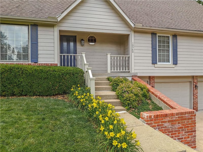 10560 Noland Rd, Overland Park, KS 66215