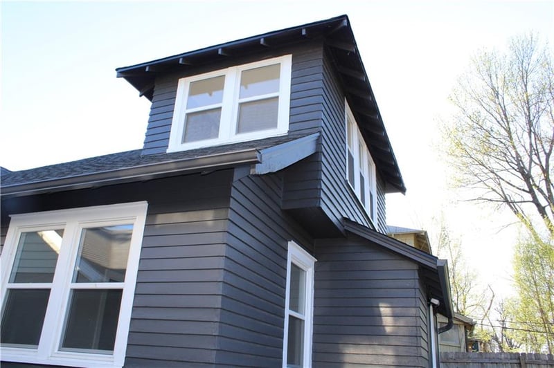 2244 69th St, Kansas City, MO 64132