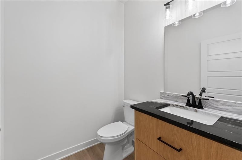 9326 Freedom St, Lenexa, KS 66227