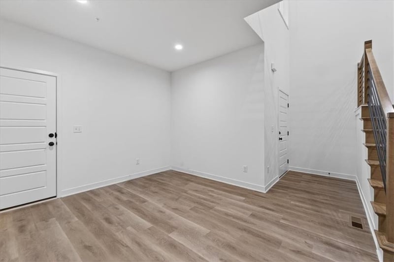 9326 Freedom St, Lenexa, KS 66227