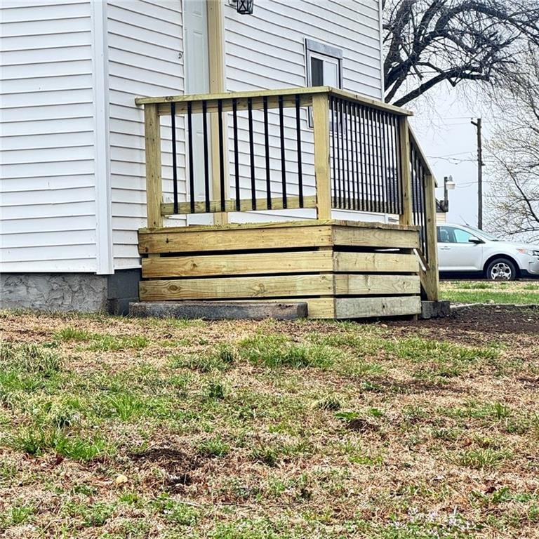 302 N Iowa St, Highland, KS 66035