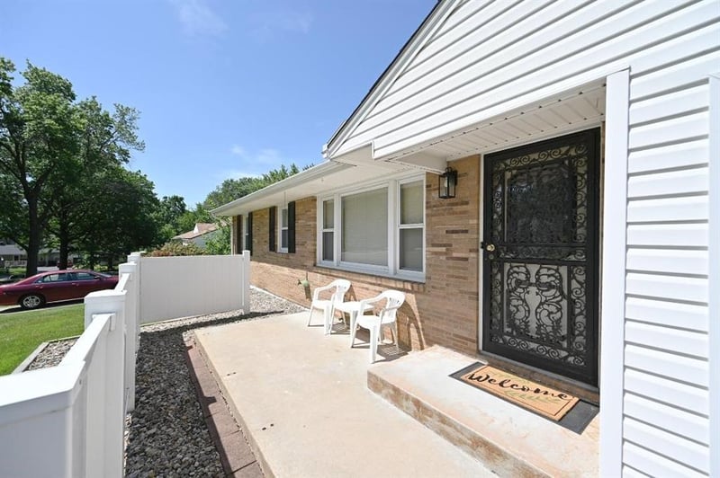 5014 Cypress Ave, Kansas City, MO 64119