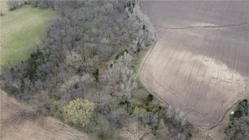 2237 Highway 7 Hw, Fort Scott, KS 66701