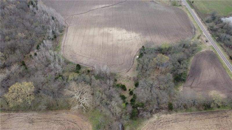 2237 Highway 7 Hw, Fort Scott, KS 66701