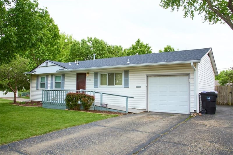 3101 30th St, Topeka, KS 66614