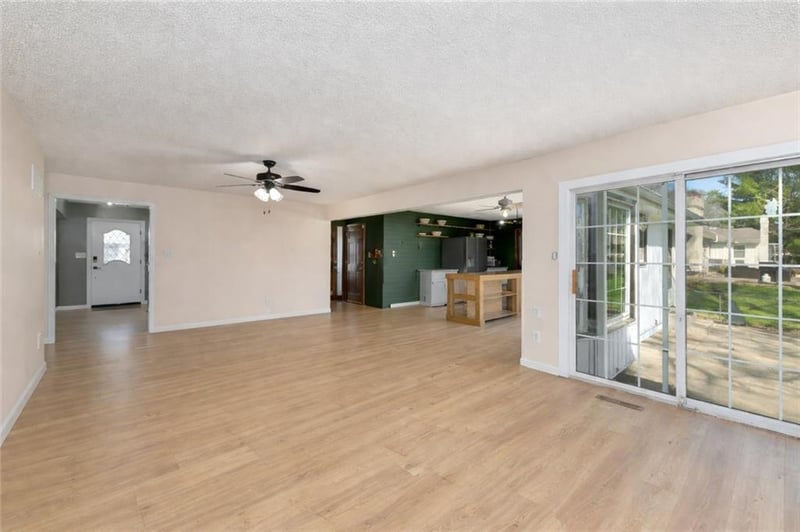 5219 Pleasant Ave, Kansas City, MO 64133