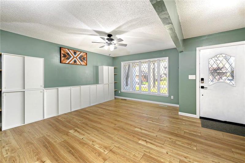 5219 Pleasant Ave, Kansas City, MO 64133